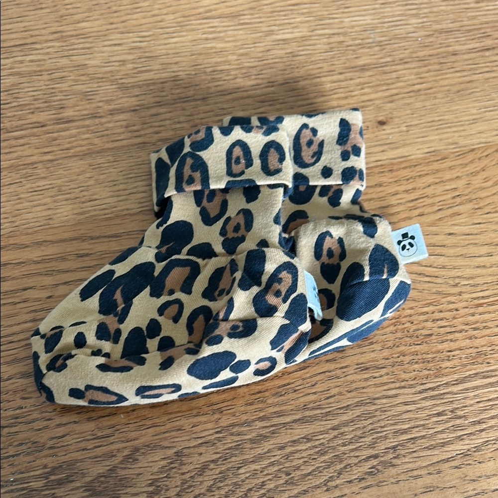 Leopard Print baby booties